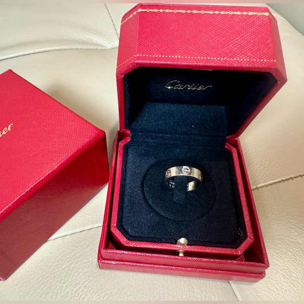 Cartier LOVE ring white gold 5.5 mm Size 54 - Picture 2 of 5